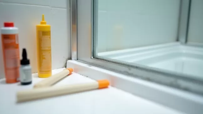 jak uszczelnić kabinę prysznicową